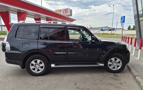 Mitsubishi Pajero IV рестайлинг 2, 2008 год, 1 450 000 рублей, 3 фотография