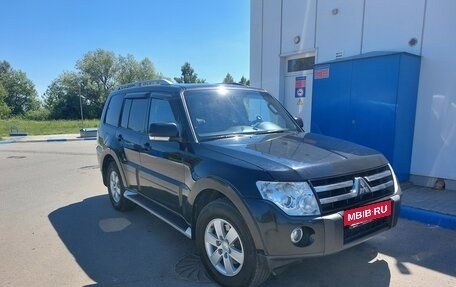 Mitsubishi Pajero IV рестайлинг 2, 2008 год, 1 450 000 рублей, 9 фотография