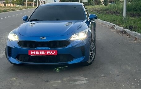 KIA Stinger I, 2019 год, 2 280 000 рублей, 2 фотография