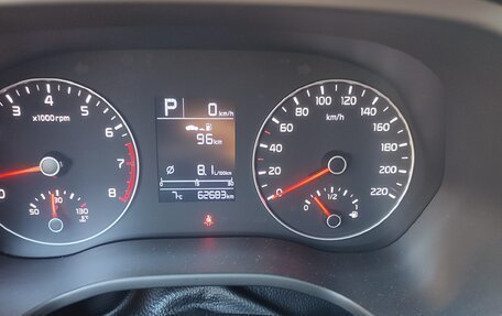 KIA Rio IV, 2020 год, 1 690 000 рублей, 5 фотография