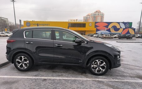 KIA Sportage IV рестайлинг, 2020 год, 2 400 000 рублей, 5 фотография