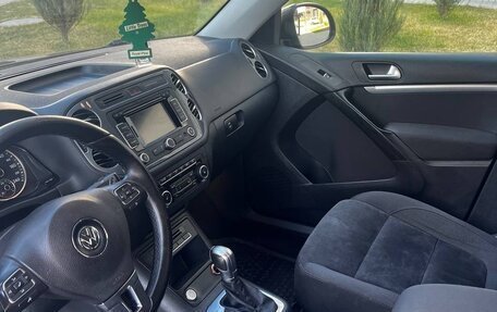 Volkswagen Tiguan I, 2015 год, 1 530 000 рублей, 26 фотография