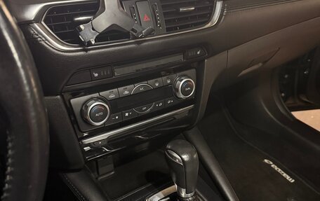 Mazda 6, 2018 год, 1 720 000 рублей, 11 фотография