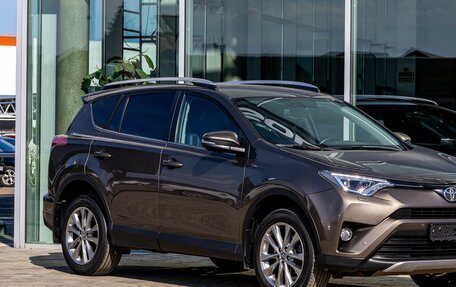 Toyota RAV4, 2018 год, 2 095 000 рублей, 7 фотография