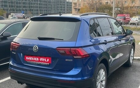 Volkswagen Tiguan II, 2020 год, 2 590 000 рублей, 4 фотография
