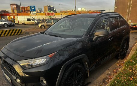 Toyota RAV4, 2019 год, 2 500 000 рублей, 3 фотография