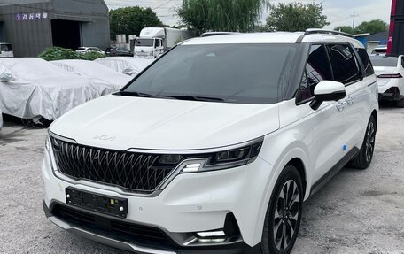KIA Carnival, 2021 год, 3 995 000 рублей, 7 фотография