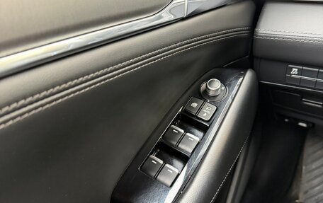 Mazda 6, 2019 год, 1 900 000 рублей, 2 фотография