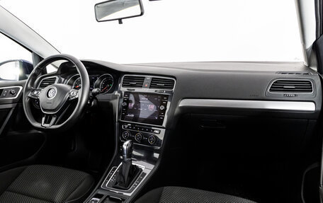 Volkswagen Golf VII рестайлинг, 2018 год, 1 750 000 рублей, 9 фотография
