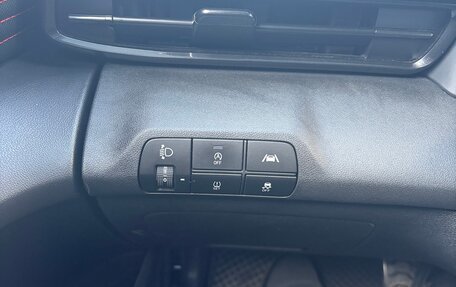 Hyundai Elantra, 2021 год, 2 000 000 рублей, 17 фотография