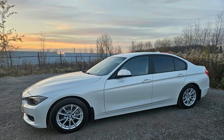 BMW 3 серия, 2013 год, 1 619 000 рублей, 4 фотография