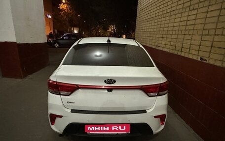 KIA Rio IV, 2018 год, 1 350 000 рублей, 2 фотография