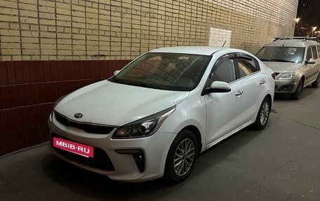 KIA Rio IV, 2018 год, 1 350 000 рублей, 5 фотография