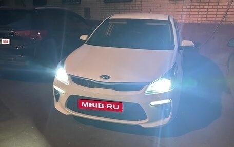 KIA Rio IV, 2018 год, 1 350 000 рублей, 9 фотография