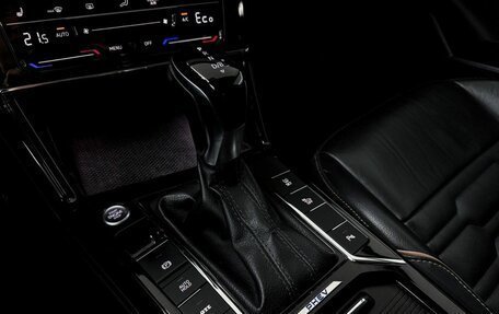 Volkswagen Passat B8 рестайлинг, 2021 год, 2 700 000 рублей, 13 фотография