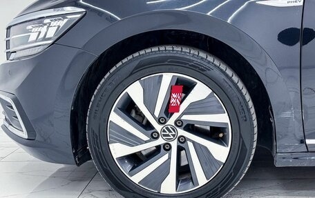Volkswagen Passat B8 рестайлинг, 2021 год, 2 700 000 рублей, 28 фотография