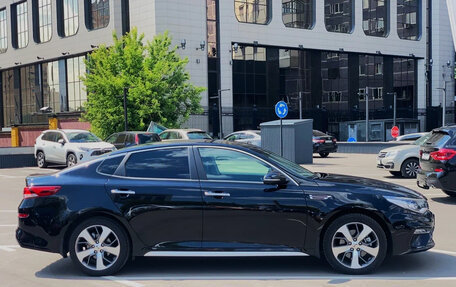 KIA Optima IV рестайлинг, 2019 год, 1 300 000 рублей, 2 фотография