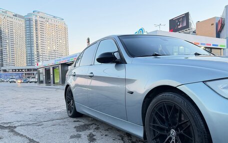 BMW 3 серия, 2005 год, 750 000 рублей, 2 фотография