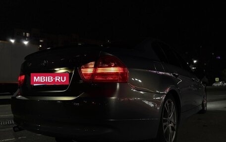 BMW 3 серия, 2005 год, 750 000 рублей, 17 фотография
