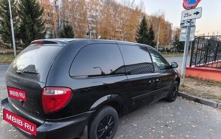 Dodge Caravan IV, 2004 год, 600 000 рублей, 2 фотография