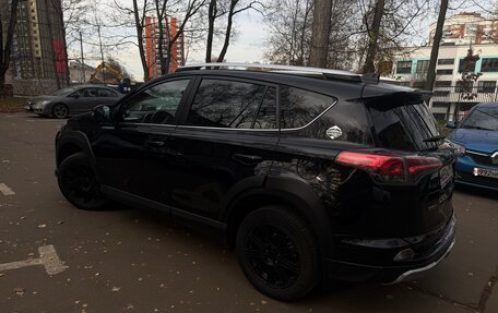 Toyota RAV4, 2018 год, 2 400 000 рублей, 6 фотография